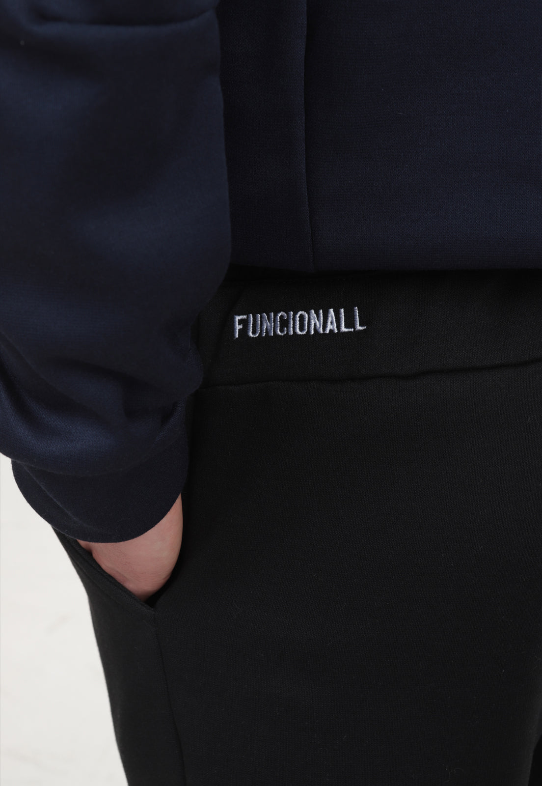 Jogger Negro Masculino Esencial